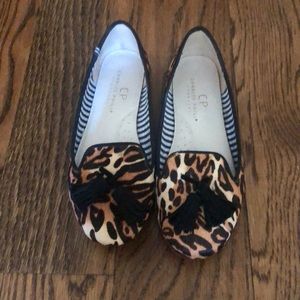 Charles Philip Shanghai leopard fur smokers flats
